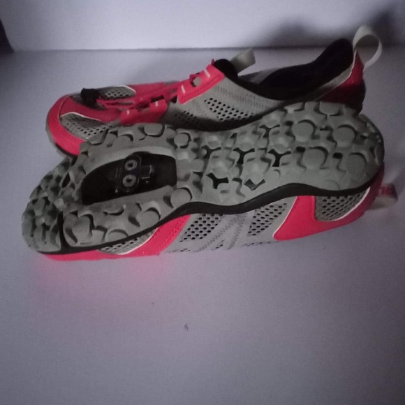 bicycle shoes brand pearl izumi size 9 pink with gray - Picture 5 of 6